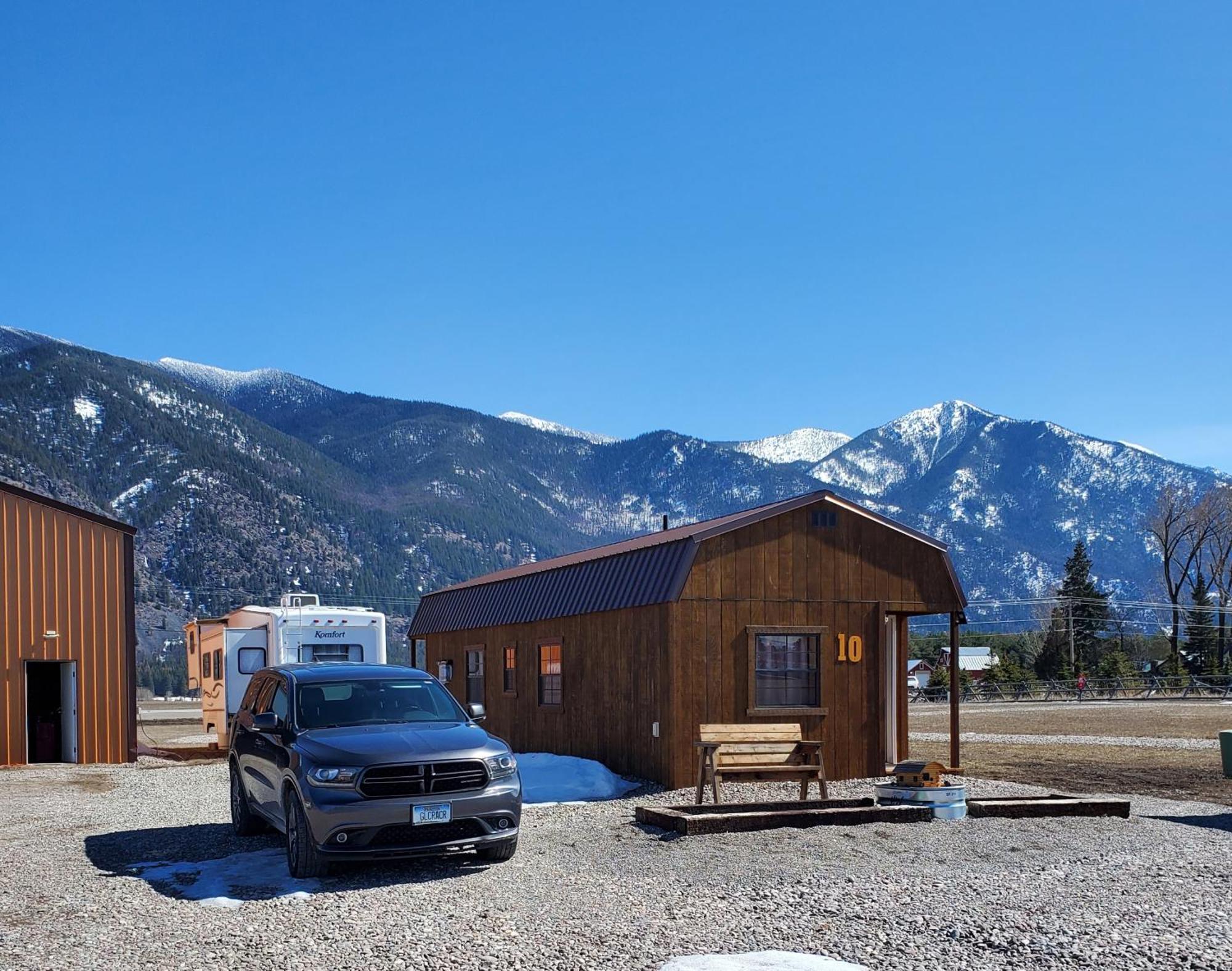 Glacier Acres Guest Ranch 컬럼비아 폴스 외부 사진